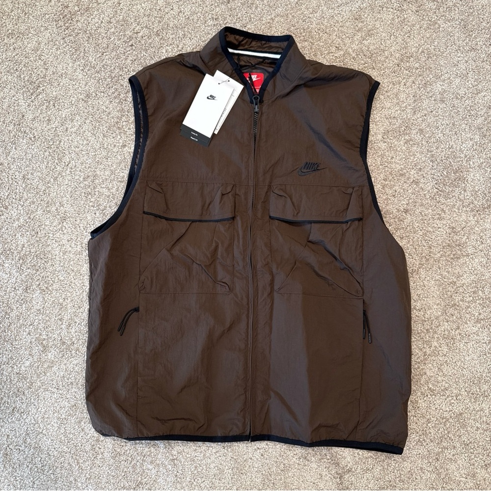 Men’s Nike Sportswear Vest Brown FZ7048-237